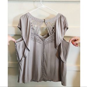 TORRID - lace back flutter sleeve blouse - size 00